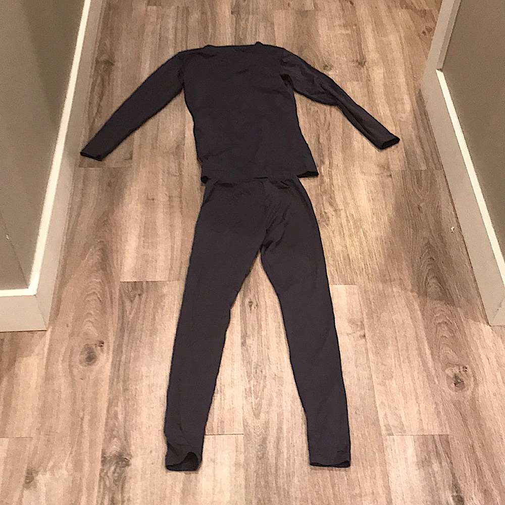 Black bottom and black top